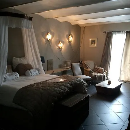 Couette-café La Ferme Du Doux 4*