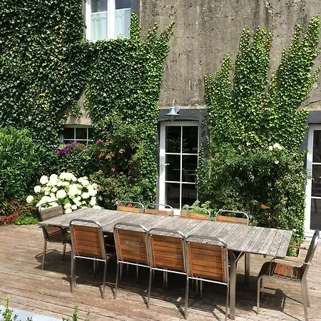 Couette-café La Ferme Du Doux 4*