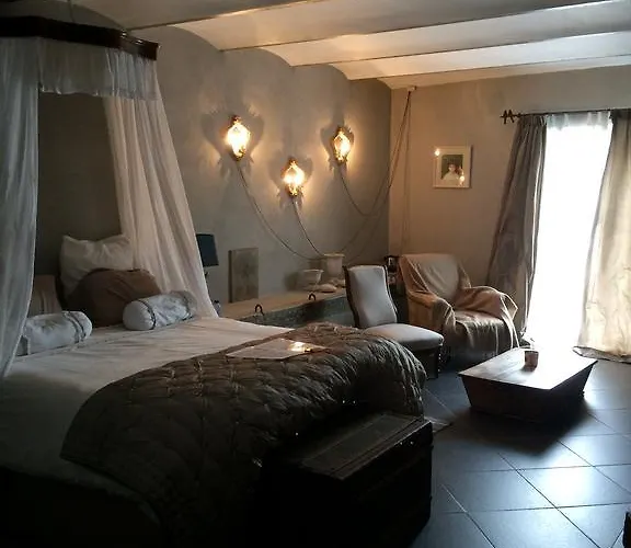 Couette-café La Ferme Du Doux 4*