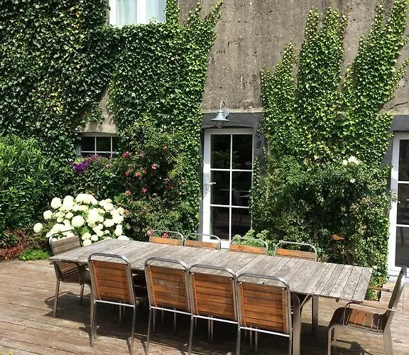 Couette-café La Ferme Du Doux 4*